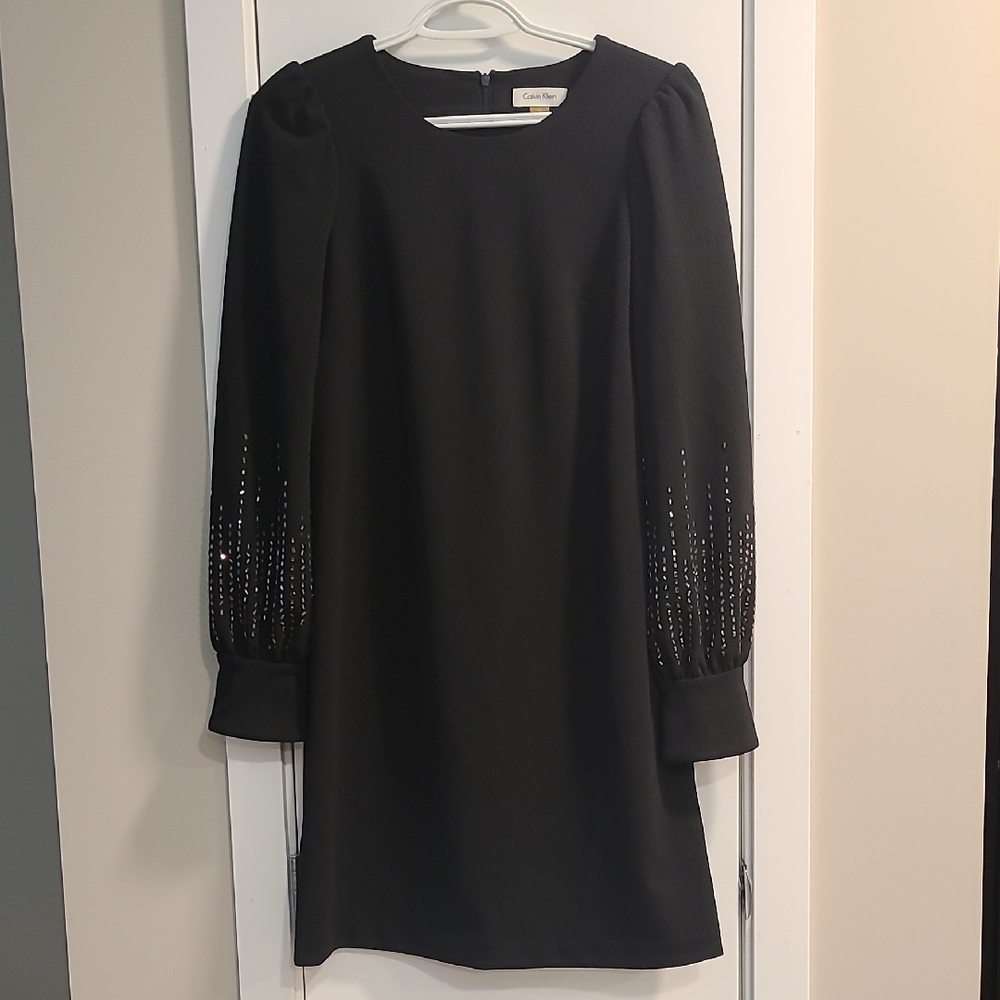 NWT Calvin Klein Black Scuba Crepe Sheath Dress Beaded Sleeves - Size 6 🖤